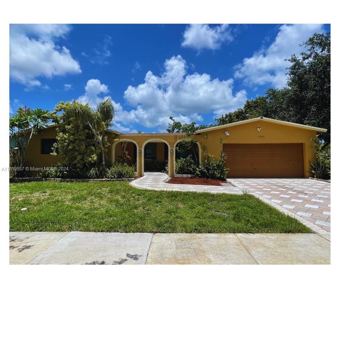 Real estate property located at 5201 88th Ter, Broward, COOPER COLONY ESTATES SEC, Cooper City, FL