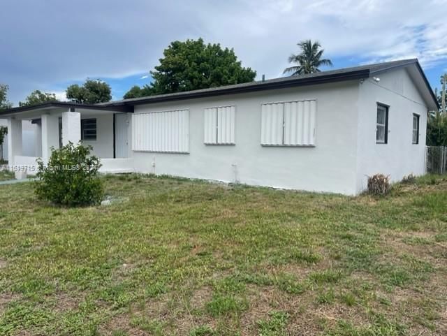 Real estate property located at 2455 176th Ter, Miami-Dade, ENTIN ESTATES, Miami Gardens, FL