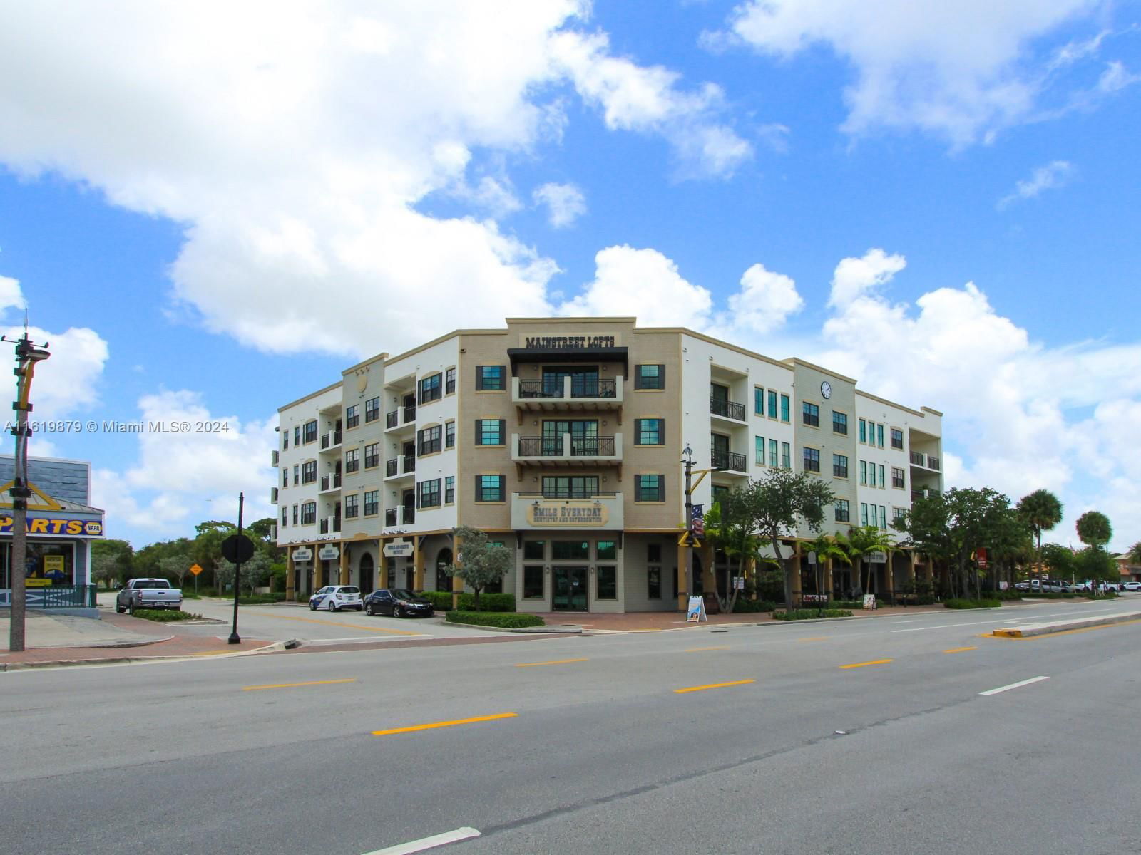 Real estate property located at 4100 64th Ave #408, Broward County, MAIN STREET LOFTS CONDO, Davie, FL