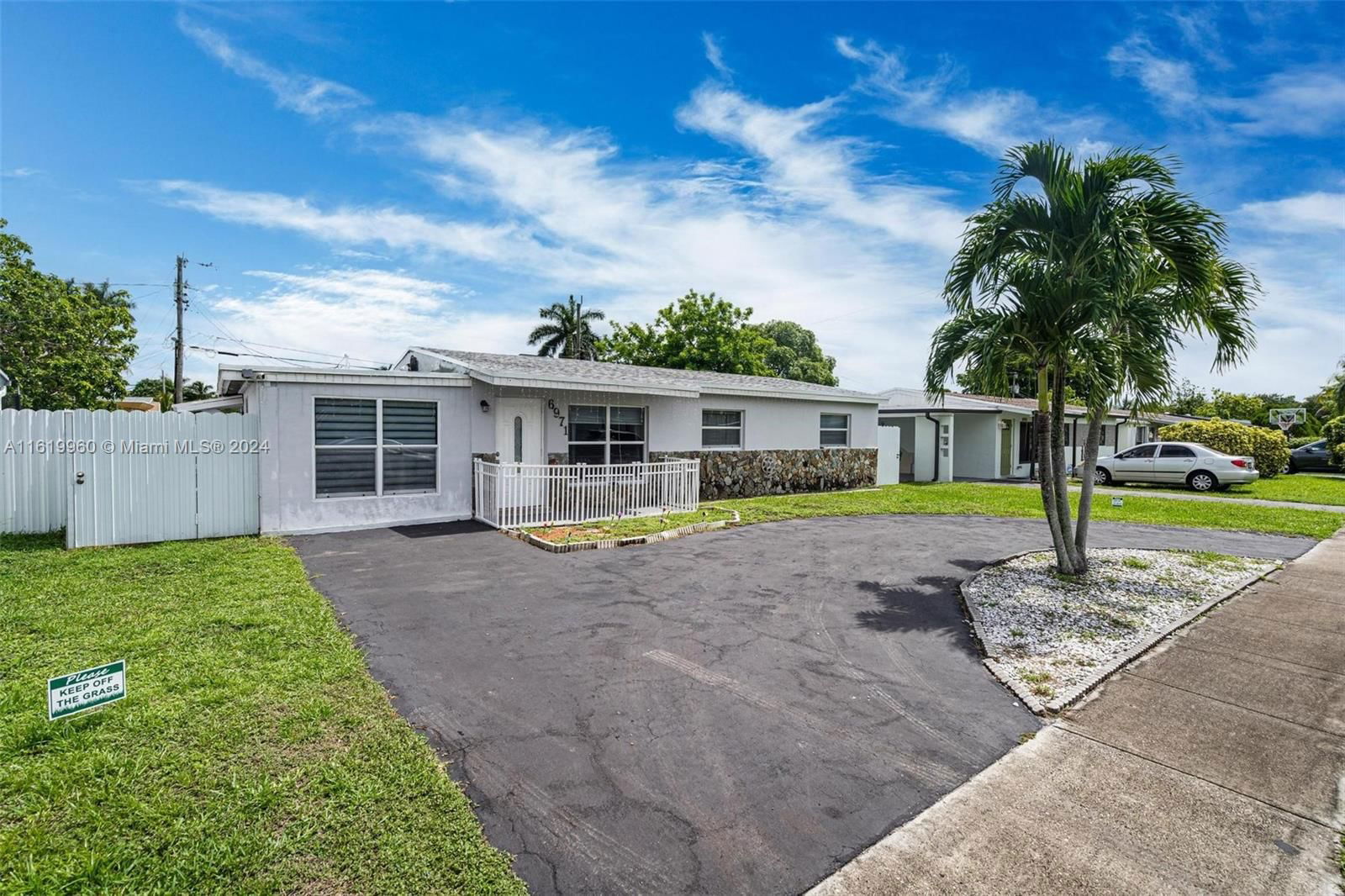 Real estate property located at 6971 24th St, Broward County, PALM LANE HOMES IN MIRAMA, Miramar, FL