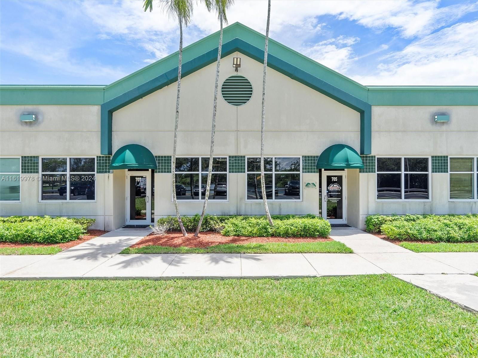 Real estate property located at 707 / 705 Shotgun Rd, Broward, Sunrise, FL