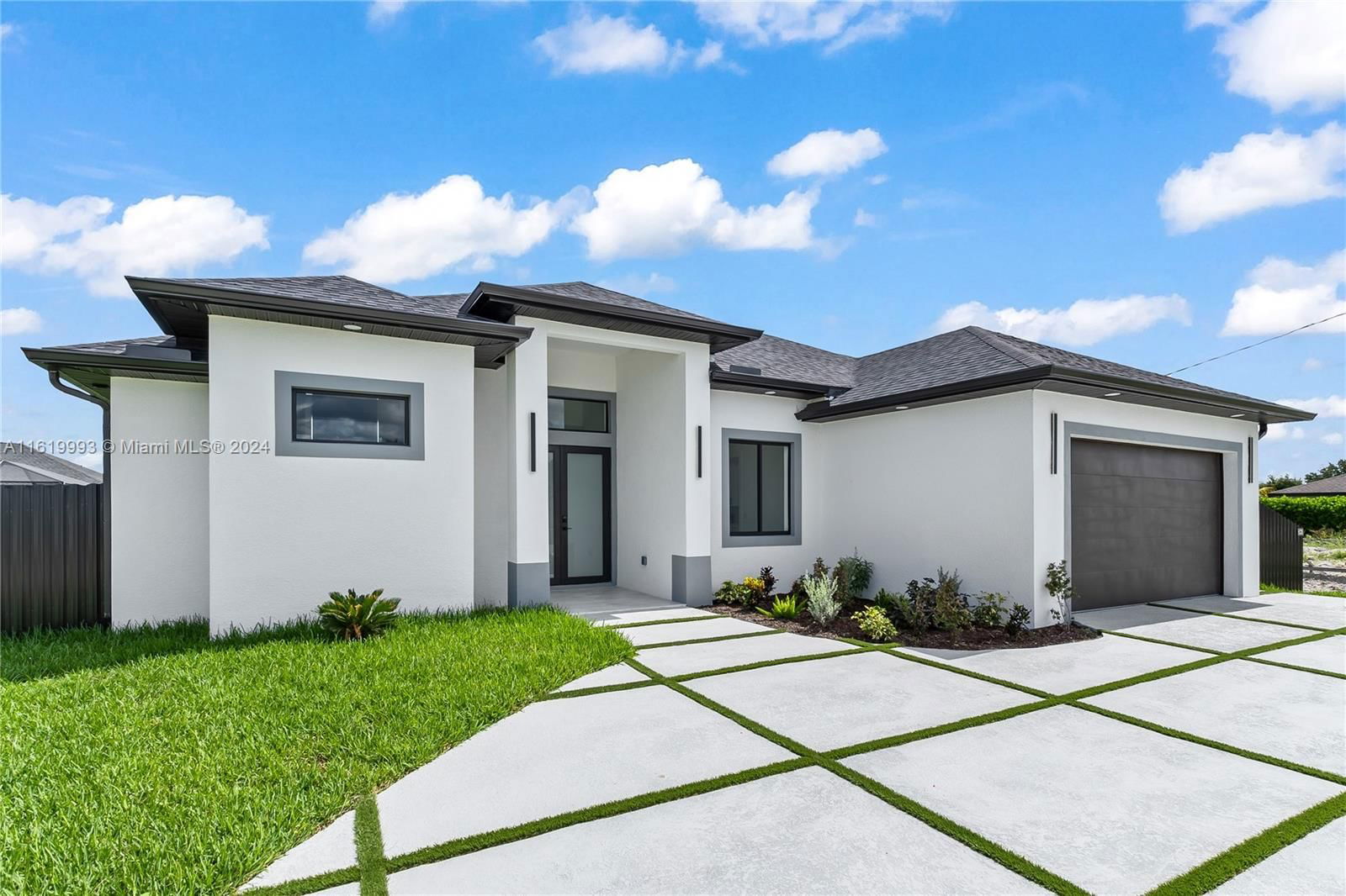 Real estate property located at 1809 TRAFALGAR PKWY, Lee County, CAPE CORAL, Cape Coral, FL