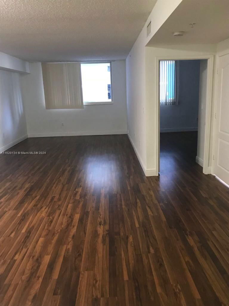 Real estate property located at 5091 7th St #109, Miami-Dade County, BLUE LAGOON CONDO, Miami, FL