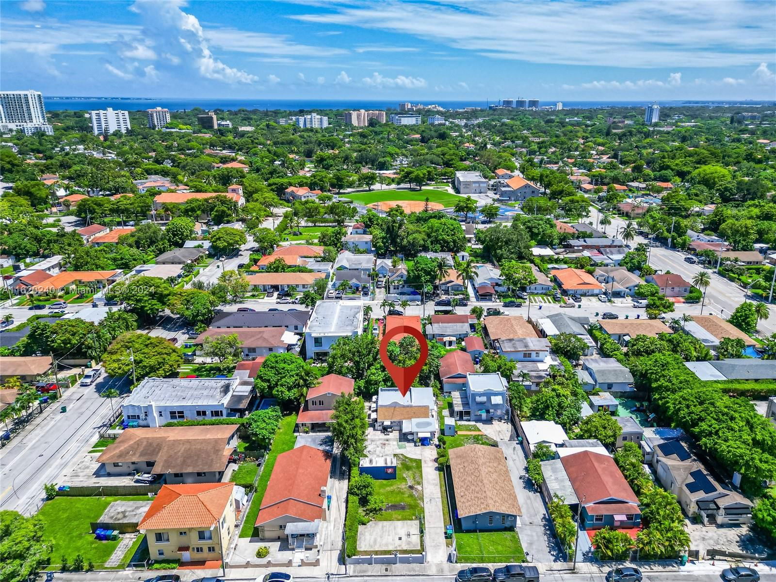 Real estate property located at 1128 11th St, Miami-Dade, LAWRENCE EST LAND COS SUB, Miami, FL