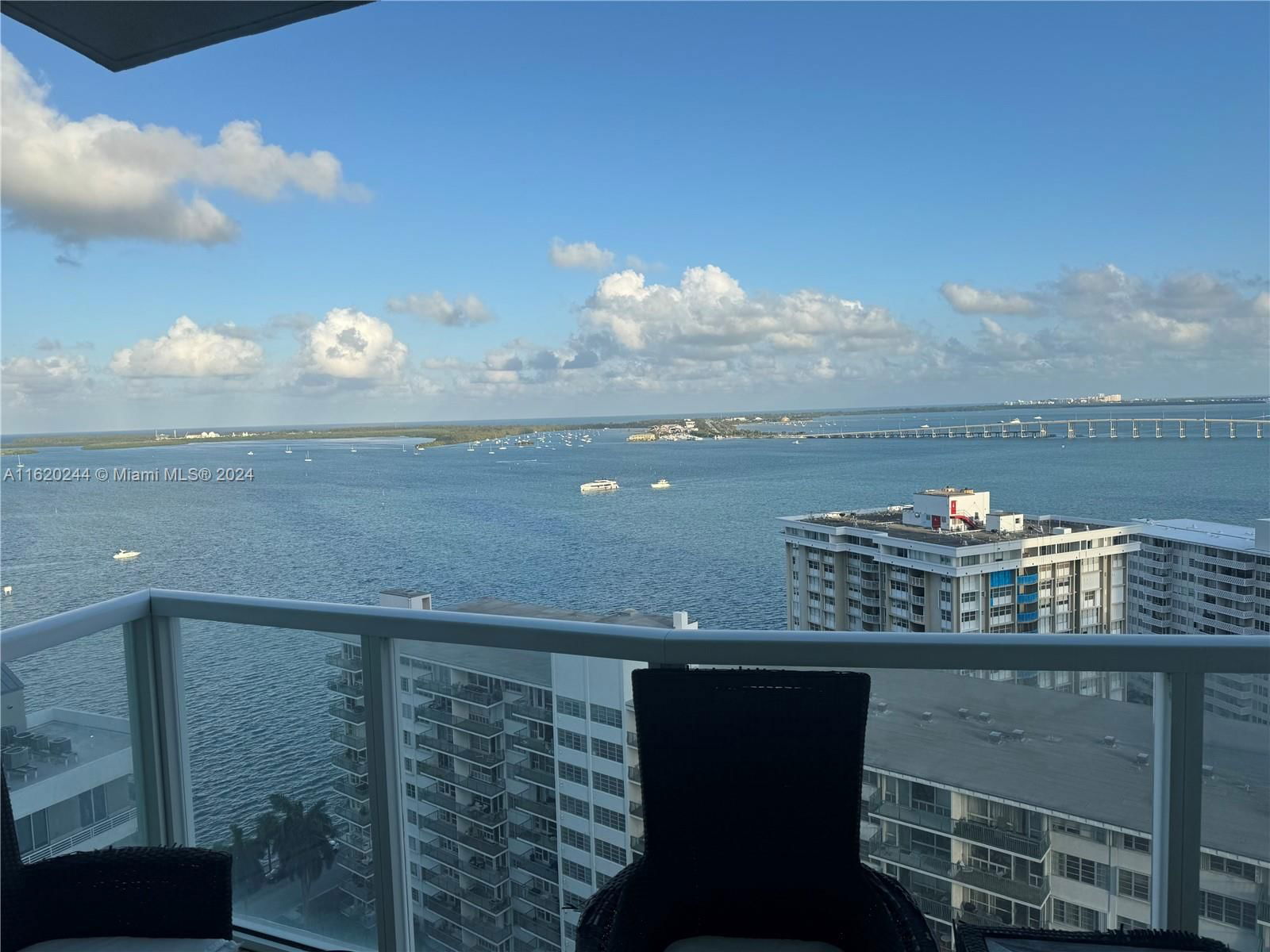 Real estate property located at 218 14th St #2207, Miami-Dade County, THE EMERALD AT BRICKELL C, Miami, FL