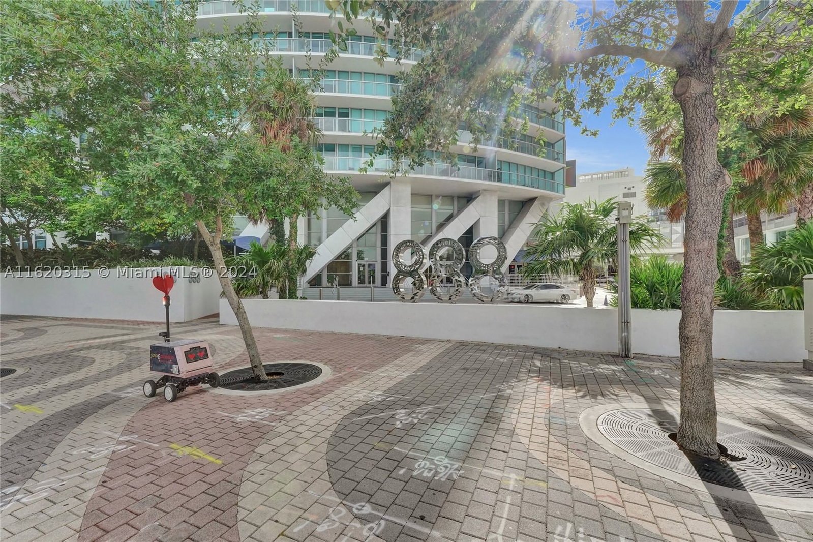 Real estate property located at 888 Biscayne Blvd #4001, Miami-dade, Marinablue Condo, Miami, FL