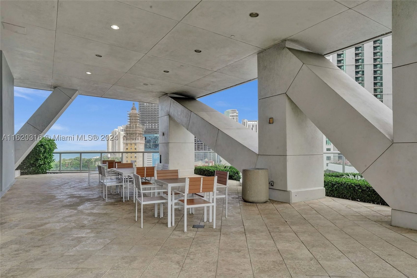 Real estate property located at 888 Biscayne Blvd #2701, Miami-dade, Marinablue Condo, Miami, FL