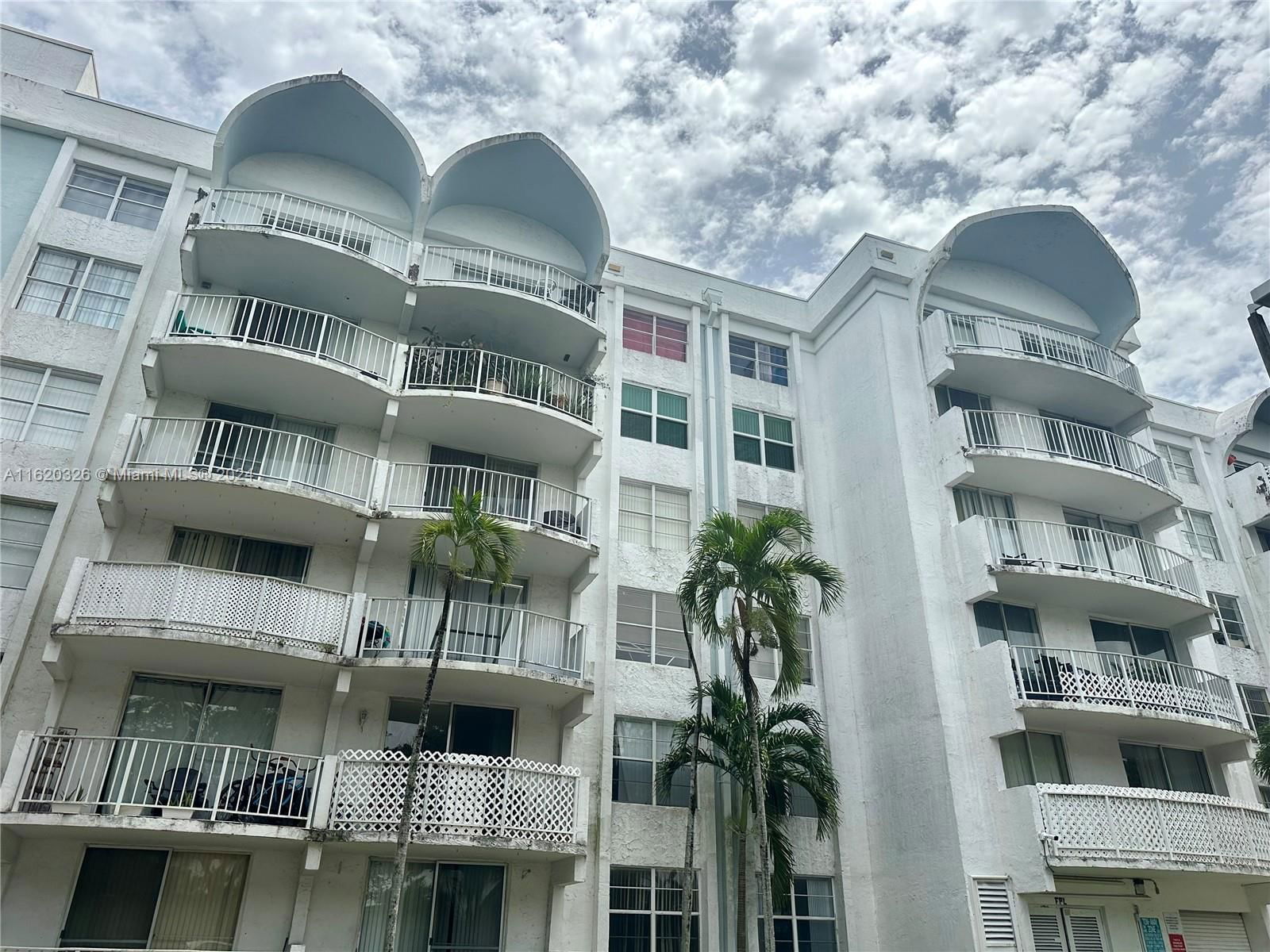 Real estate property located at 484 165th St Rd A-316, Miami-Dade County, MONTECARLO CONDO, Miami, FL