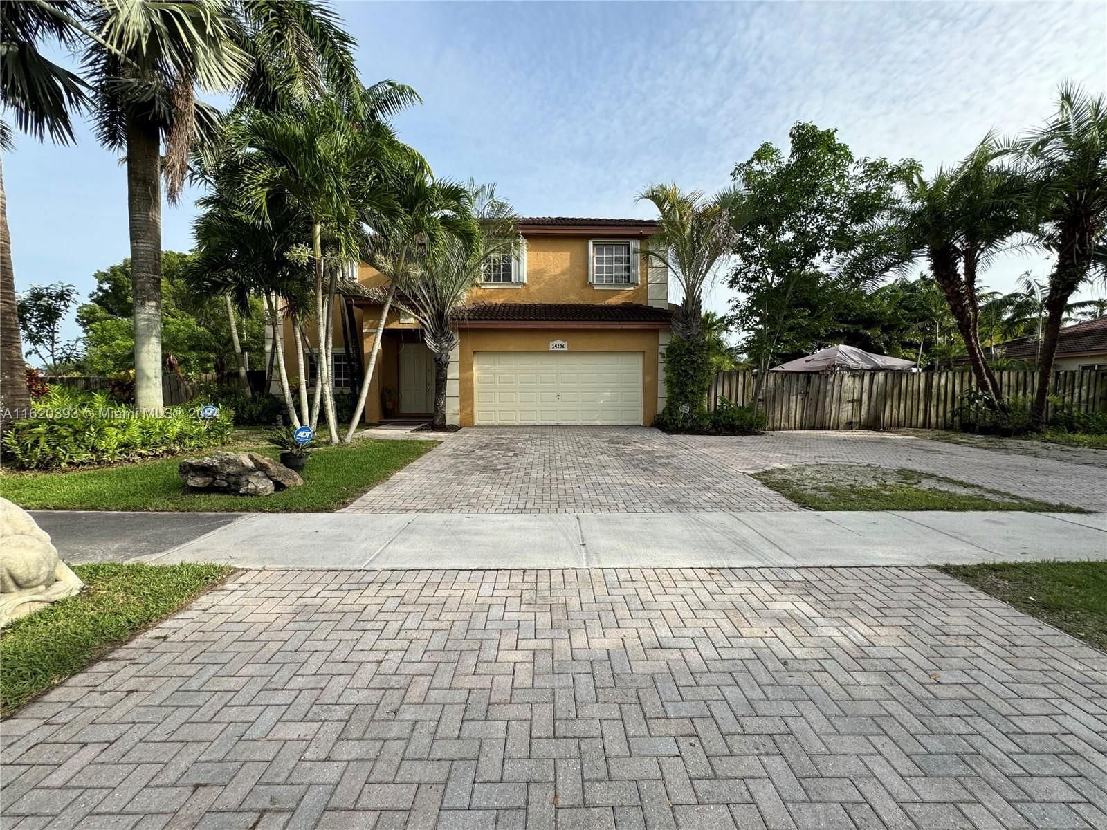 Real estate property located at 14206 290th Ter, Miami-Dade County, BISCAYNE DRIVE ESTATES, Homestead, FL