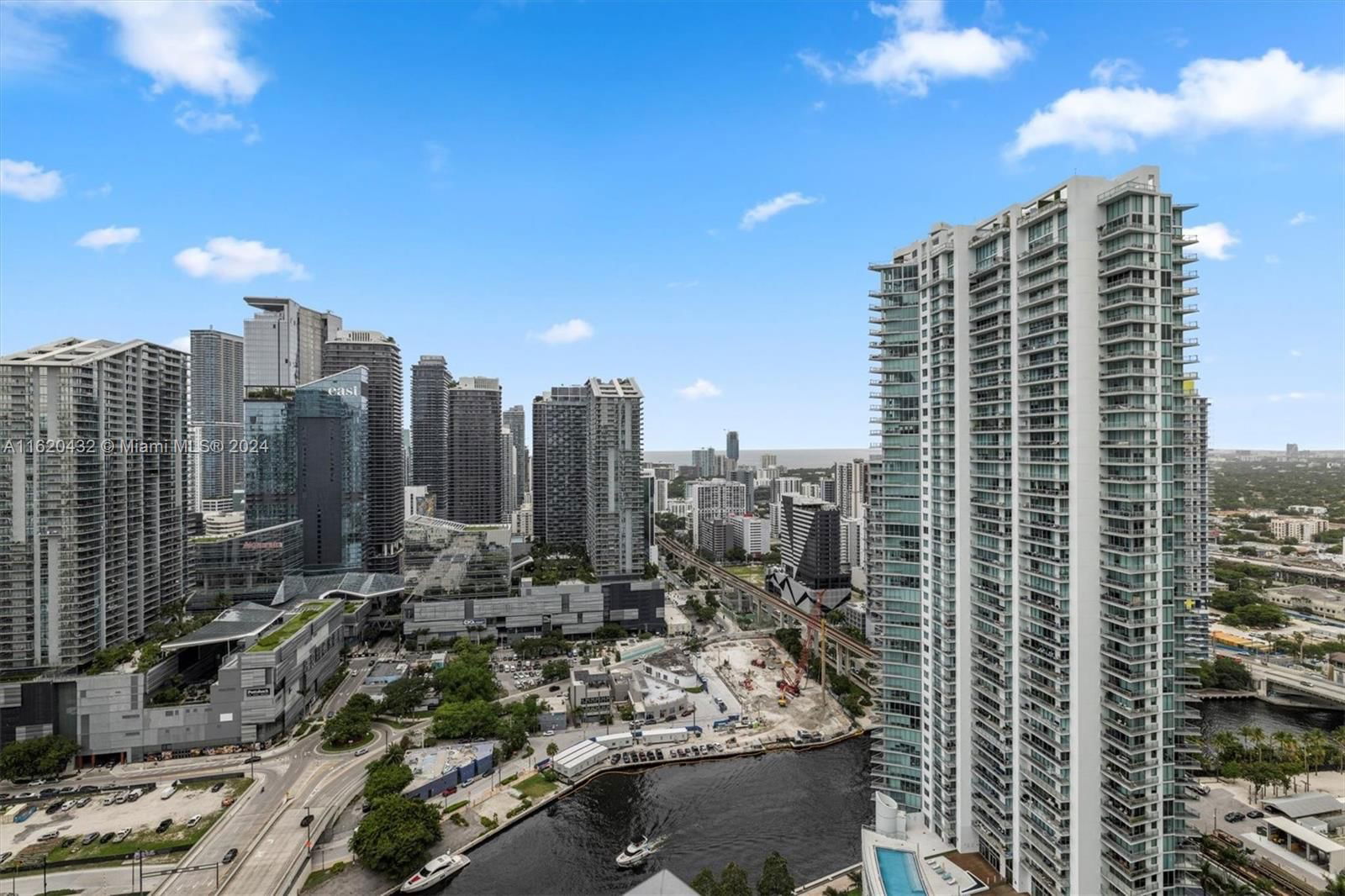 Real estate property located at 350 Miami Ave #3910, Miami-Dade County, WIND CONDO, Miami, FL