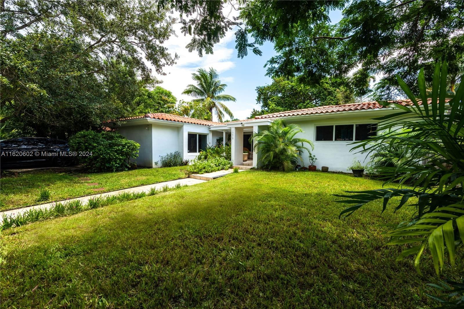 Real estate property located at 10619 10th Pl, Miami-Dade, MIAMI SHORES ESTATES, Miami Shores, FL