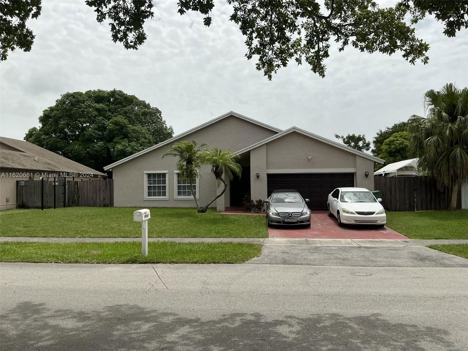 Real estate property located at 15541 113th Ave, Miami-Dade County, CORAL WOODS, Miami, FL