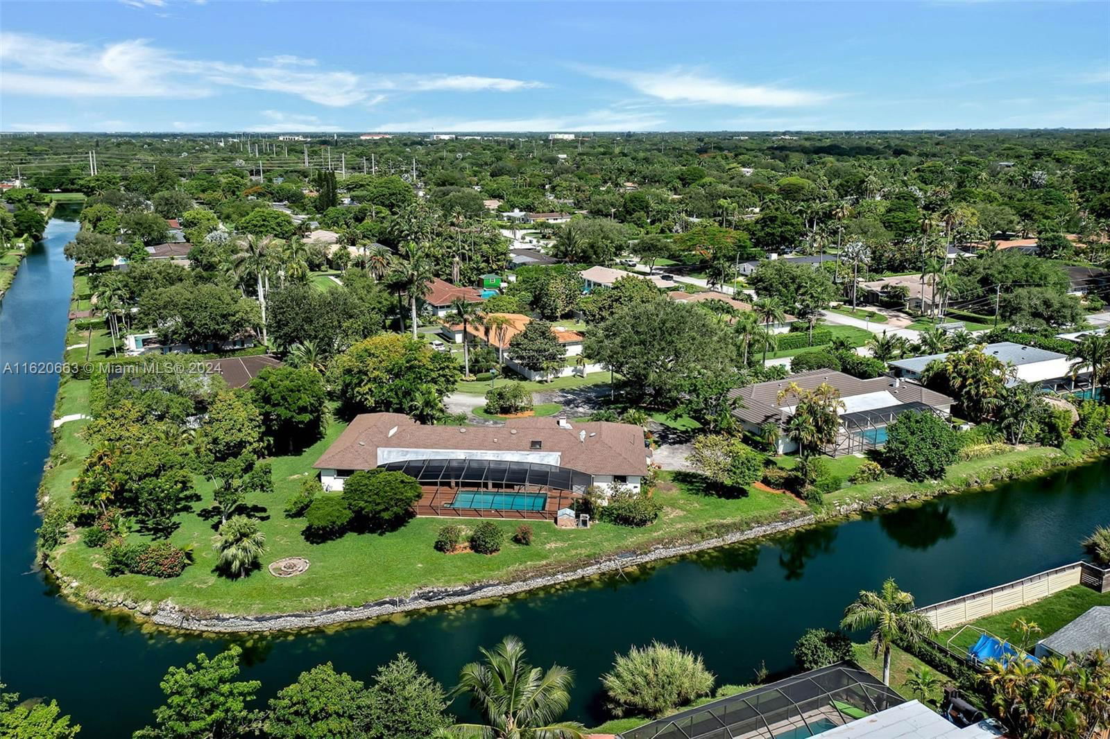 Real estate property located at 14145 72nd Ct, Miami-Dade County, TANGLEWOOD GDNS, Palmetto Bay, FL