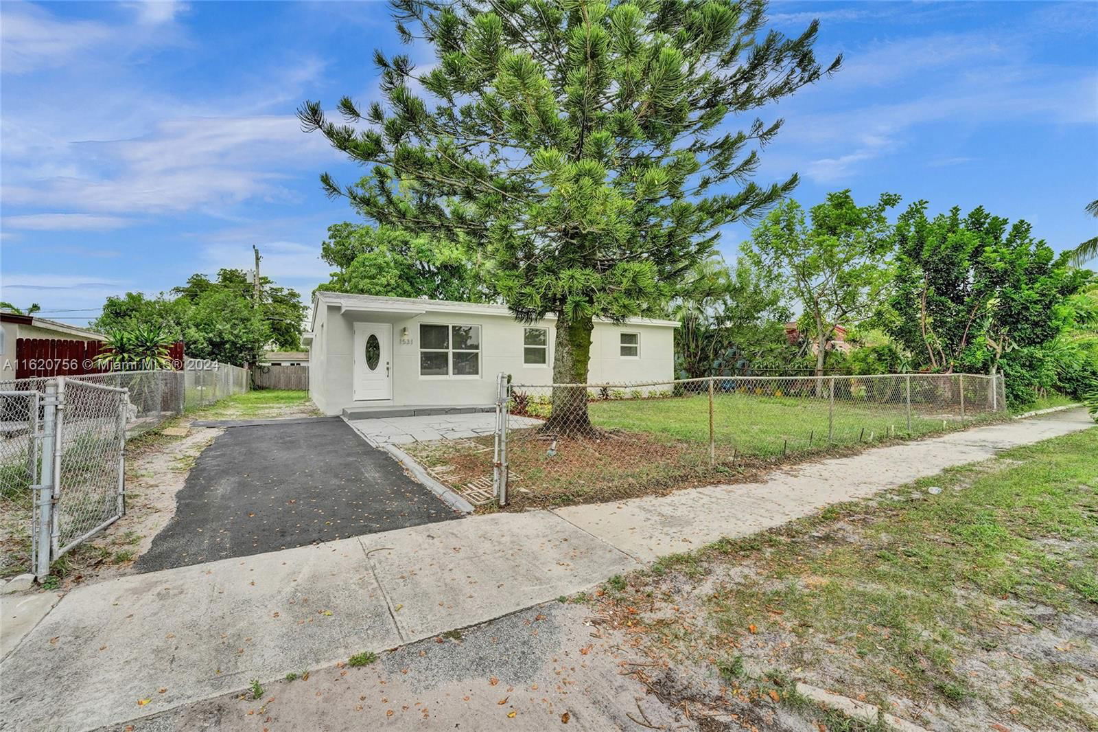 Real estate property located at 1531 68th Ave, Broward County, BOULEVARD HEIGHTS SEC 4, Hollywood, FL