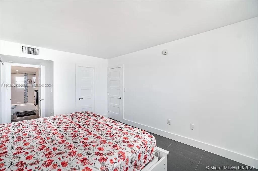 Real estate property located at 5701 Collins Ave #610, Miami-dade, Arlen Beach Condo, Miami Beach, FL
