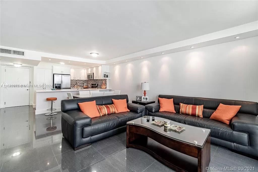 Real estate property located at 5701 Collins Ave #610, Miami-dade, Arlen Beach Condo, Miami Beach, FL