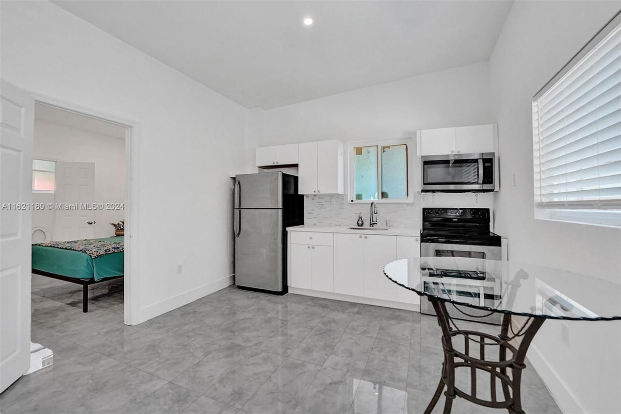 Real estate property located at 418 47th St, Miami-dade, Buena Vista Heights Exten, Miami, FL