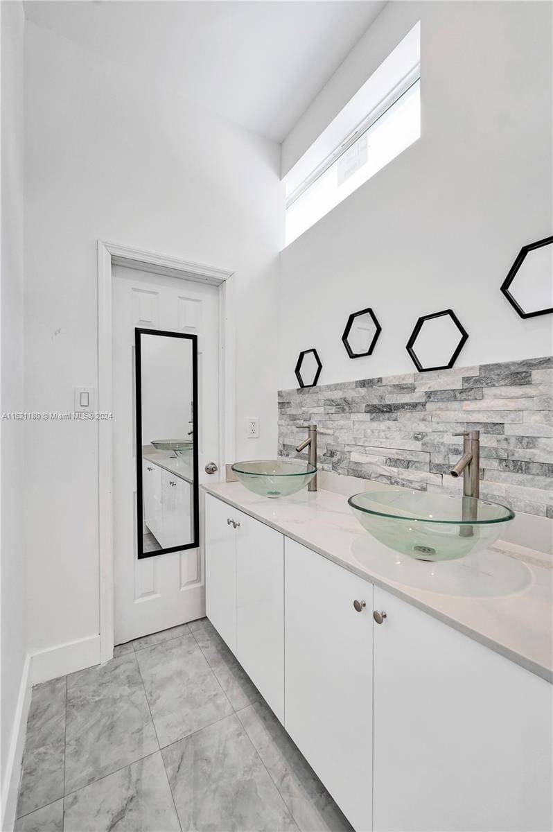 Real estate property located at 418 47th St, Miami-dade, Buena Vista Heights Exten, Miami, FL