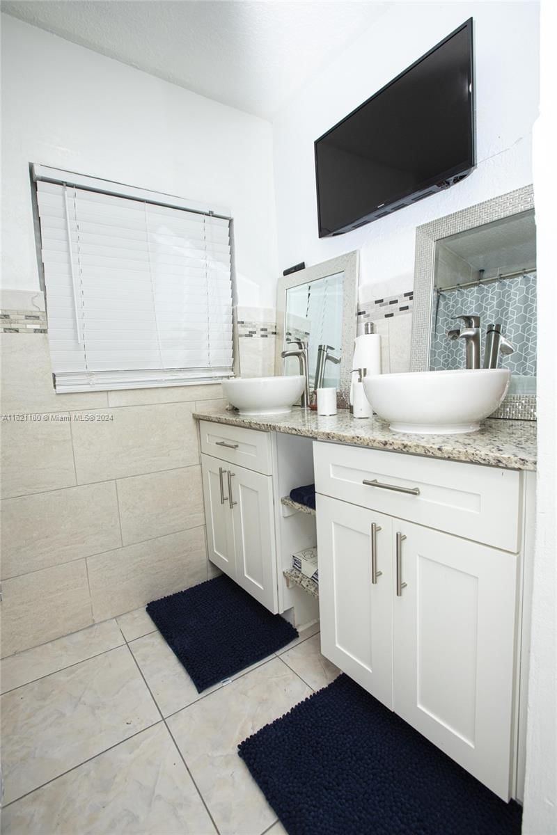 Real estate property located at 418 47th St, Miami-dade, Buena Vista Heights Exten, Miami, FL