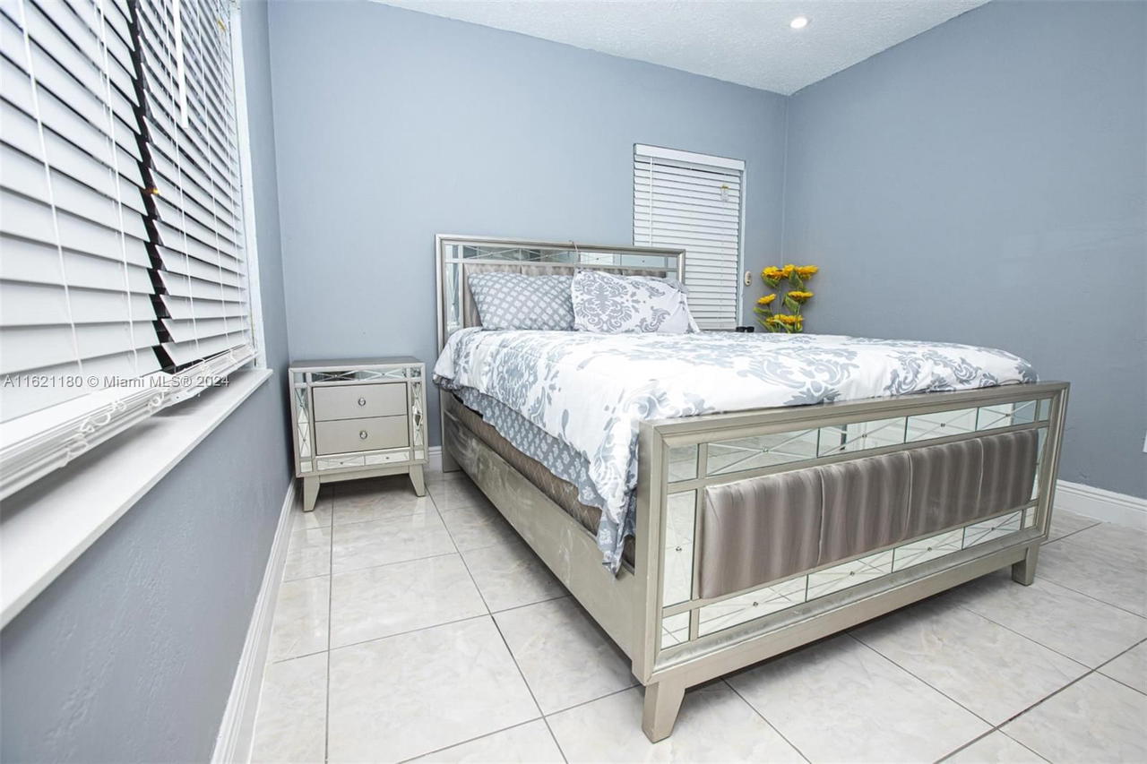 Real estate property located at 418 47th St, Miami-dade, Buena Vista Heights Exten, Miami, FL