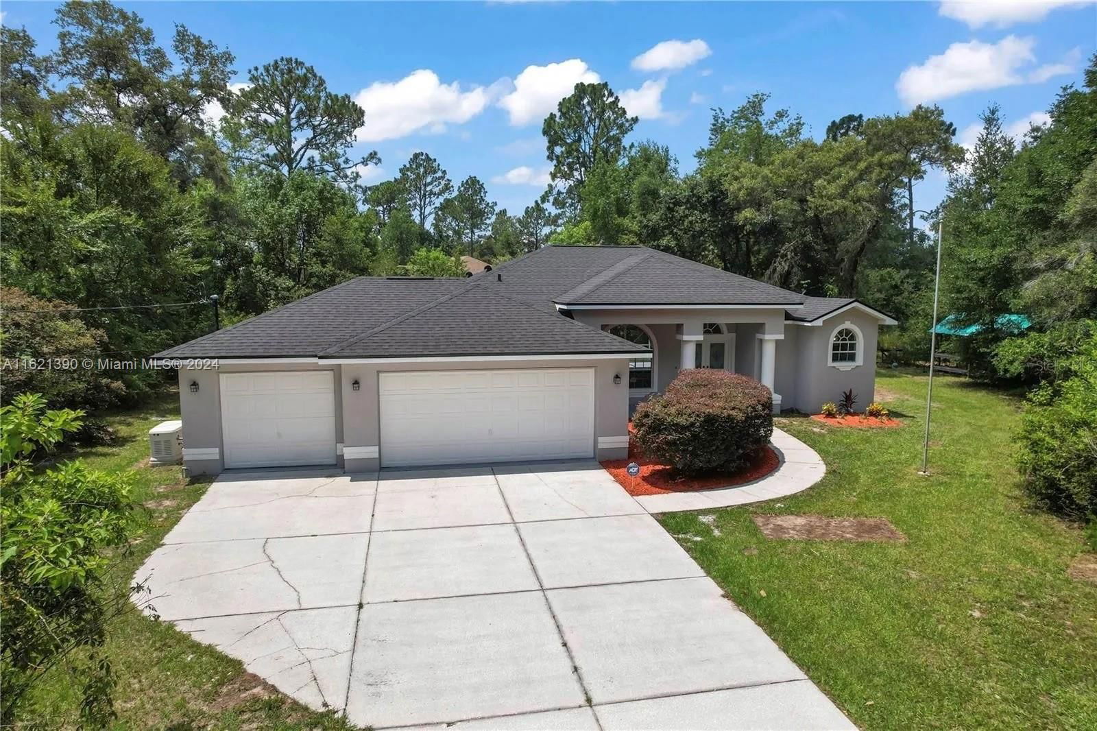Real estate property located at 4135 Jacaranda Circle, Hernando County, OAKWOOD ACRES, Other City - In The State Of Florida, FL