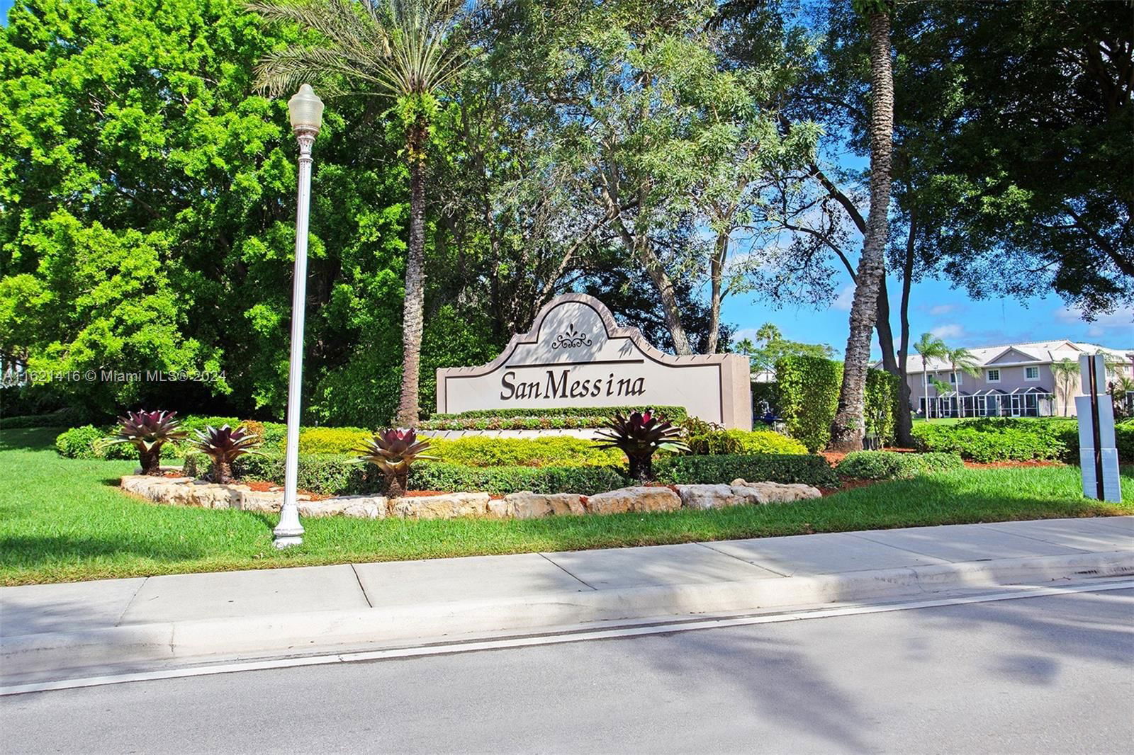 Real estate property located at 1903 Madeira Dr, Broward, SECTORS 3 & 4 BOUNDARY PL, Weston, FL