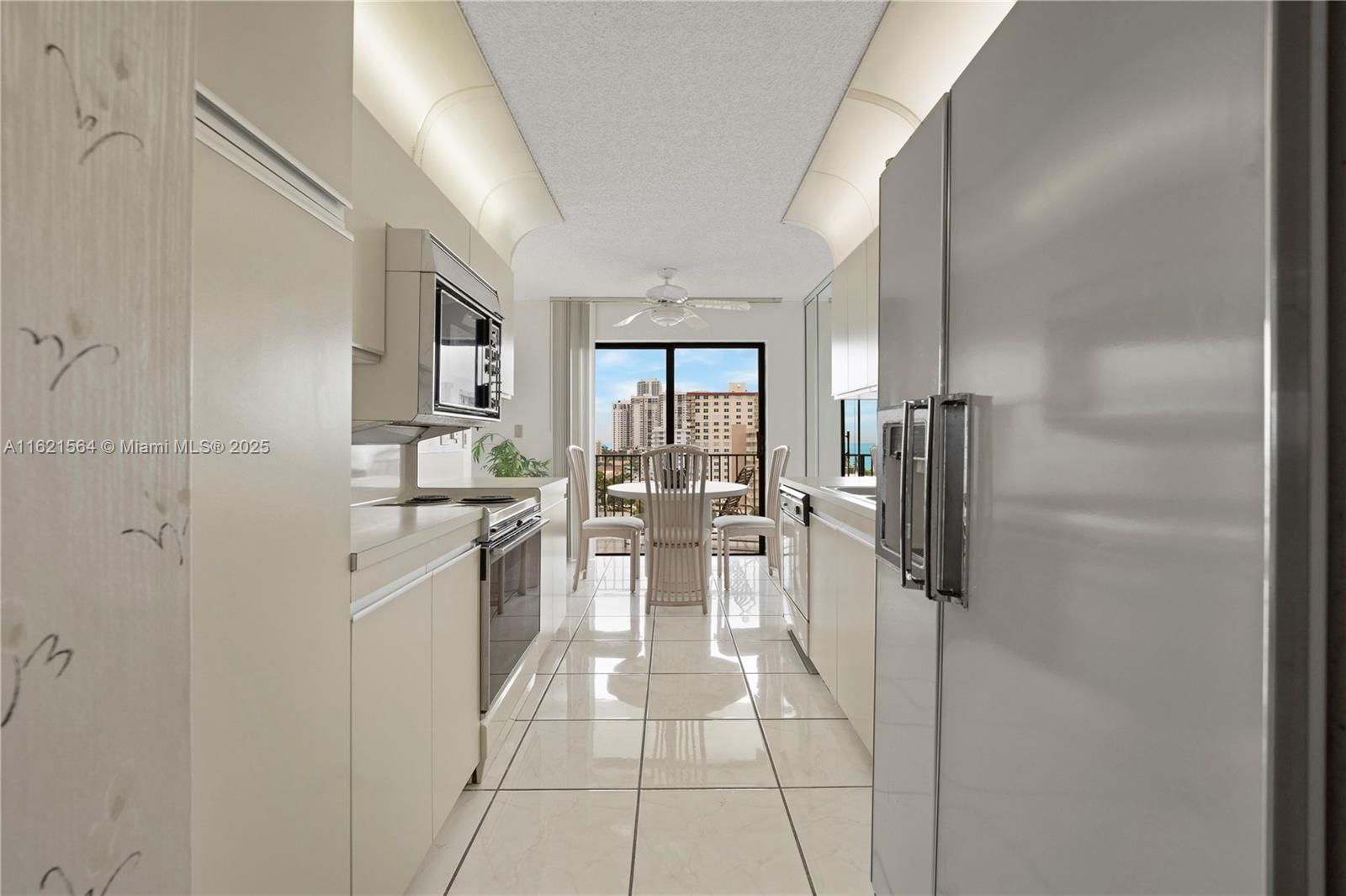 Real estate property located at 1201 Ocean Dr #904S, Broward, Summit Condo, Hollywood, FL