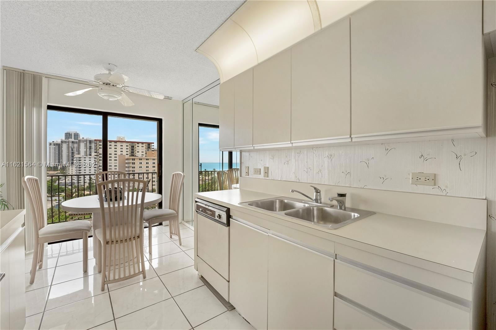 Real estate property located at 1201 Ocean Dr #904S, Broward, Summit Condo, Hollywood, FL