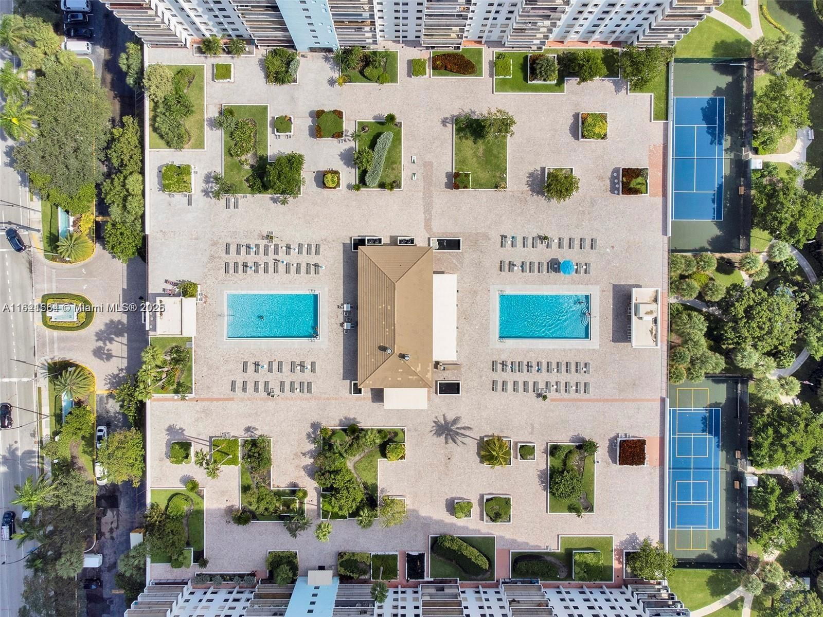 Real estate property located at 1201 Ocean Dr #904S, Broward, Summit Condo, Hollywood, FL