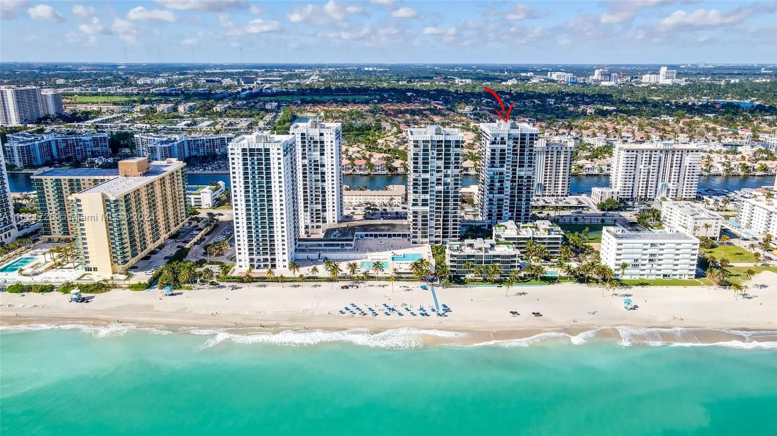 Real estate property located at 2101 Ocean Dr #1105, Broward County, QUADOMAIN TOWER I AND IV, Hollywood, FL