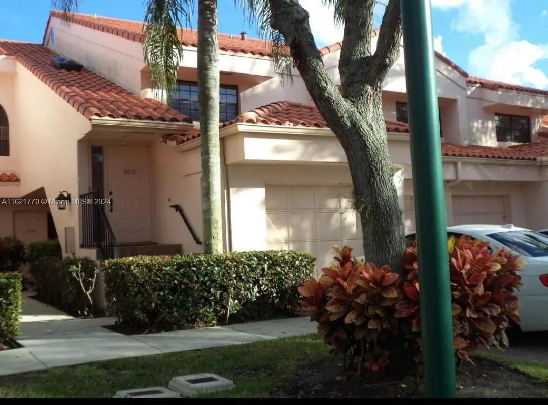 Real estate property located at 17340 Boca Club Blvd #703, Palm Beach, FAIRWAYS AT BOCA GOLF & T, Boca Raton, FL