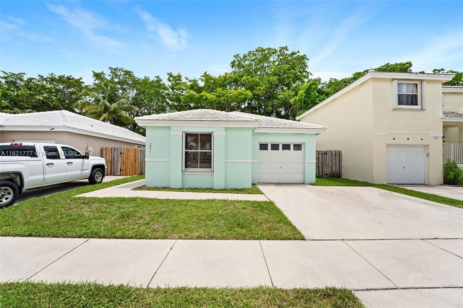 Real estate property located at 6550 Fern St, Broward County, CORAL BAY PARCELS G, Margate, FL