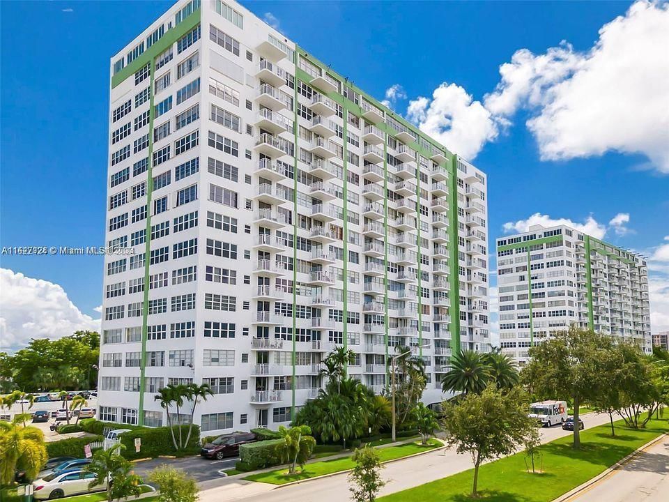 Real estate property located at 2150 Sans Souci Blvd A609, Miami-Dade, BAYVIEW TOWERS CONDO SOUT, North Miami, FL