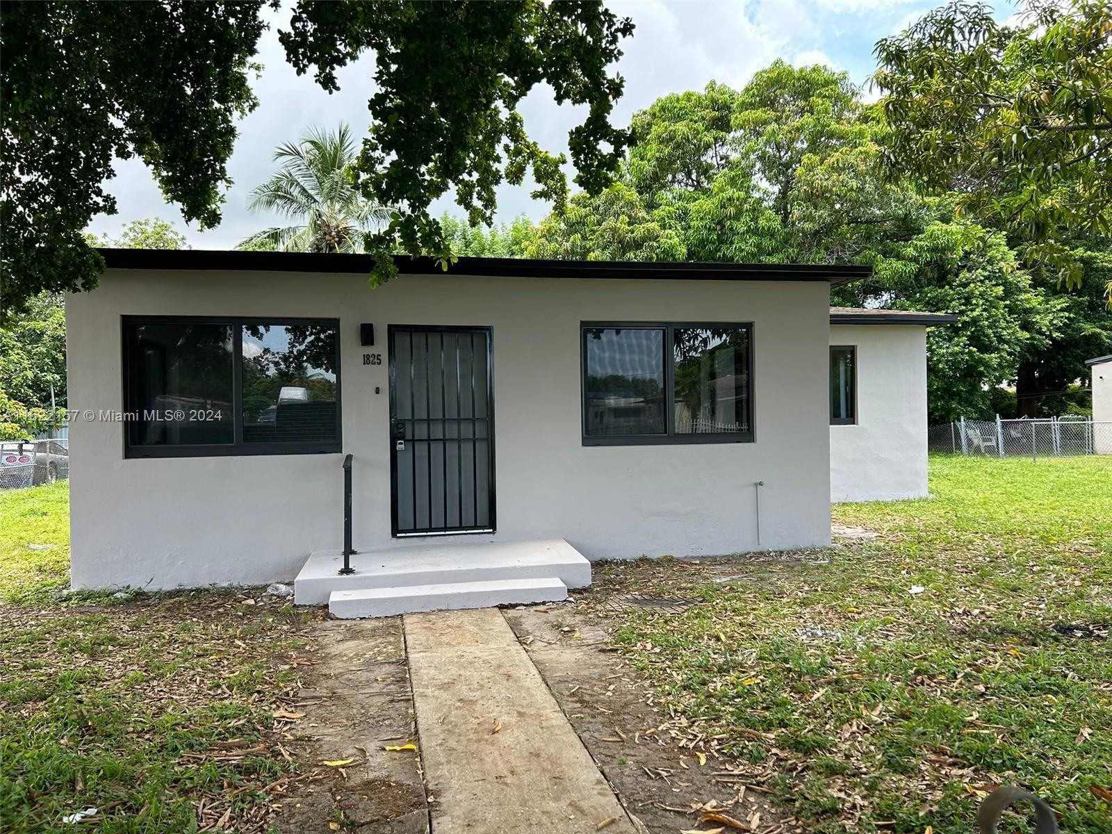 Real estate property located at 1825 126th St, Miami-Dade, RANDALL PARK, Miami, FL