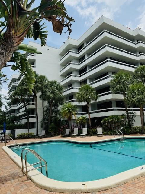 Real estate property located at , Palm Beach County, LA RESIDENCE CONDO, Boca Raton, FL