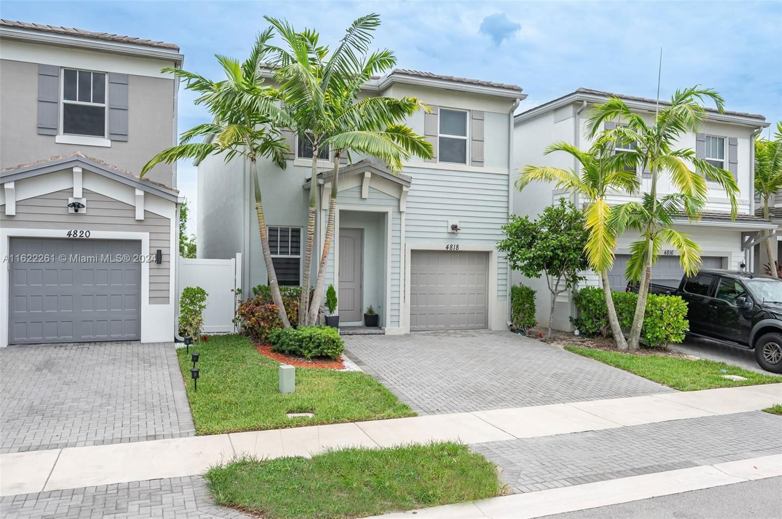 Real estate property located at 4818 48th Ter, Broward County, TRAILS AT CENTRAL PARC, Tamarac, FL