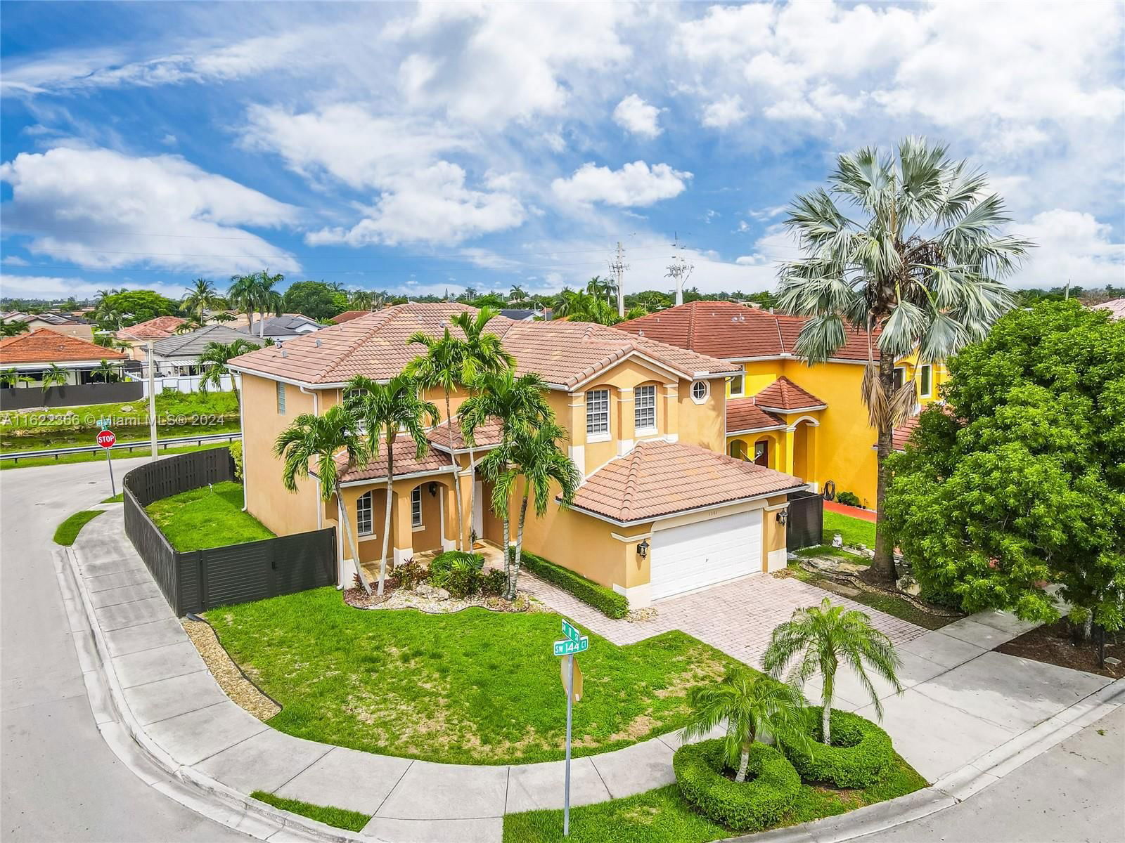 Real estate property located at 1101 144th Ct, Miami-Dade County, ERICA GARDENS, Miami, FL