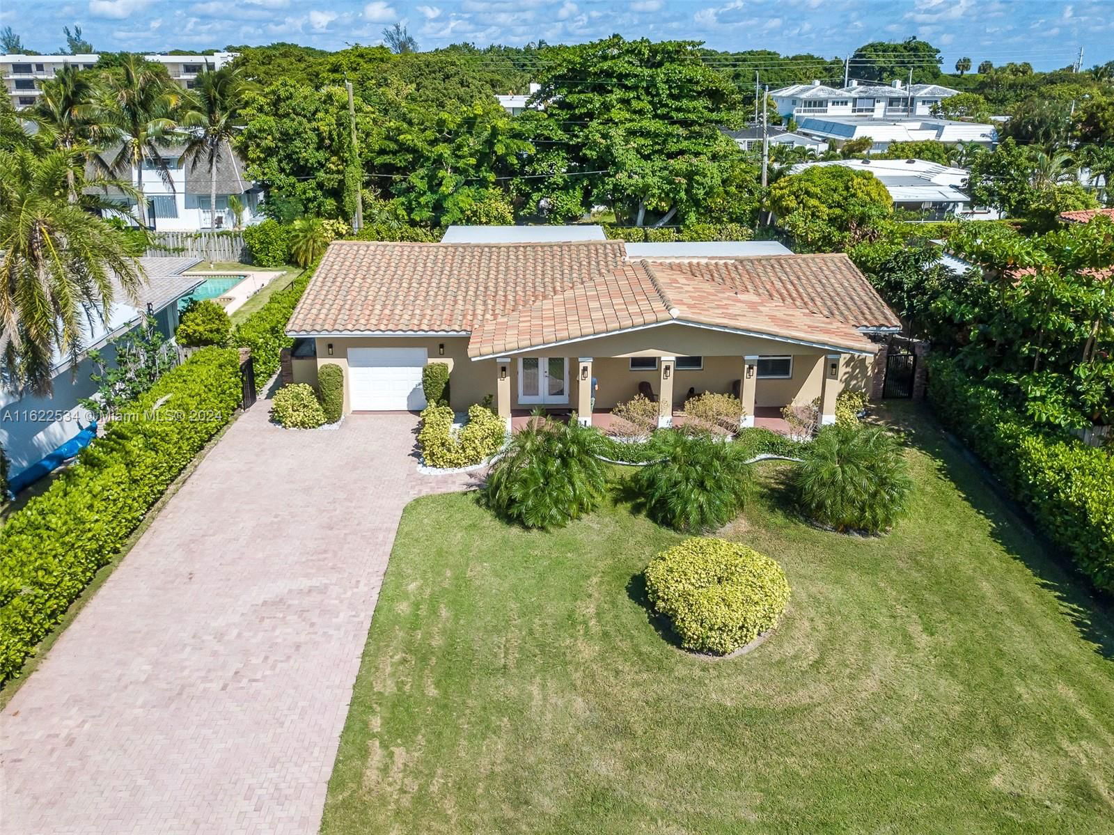 Real estate property located at 160 Wavecrest Ct, Palm Beach County, BOCA RATON RIVIERA UNIT A, Boca Raton, FL