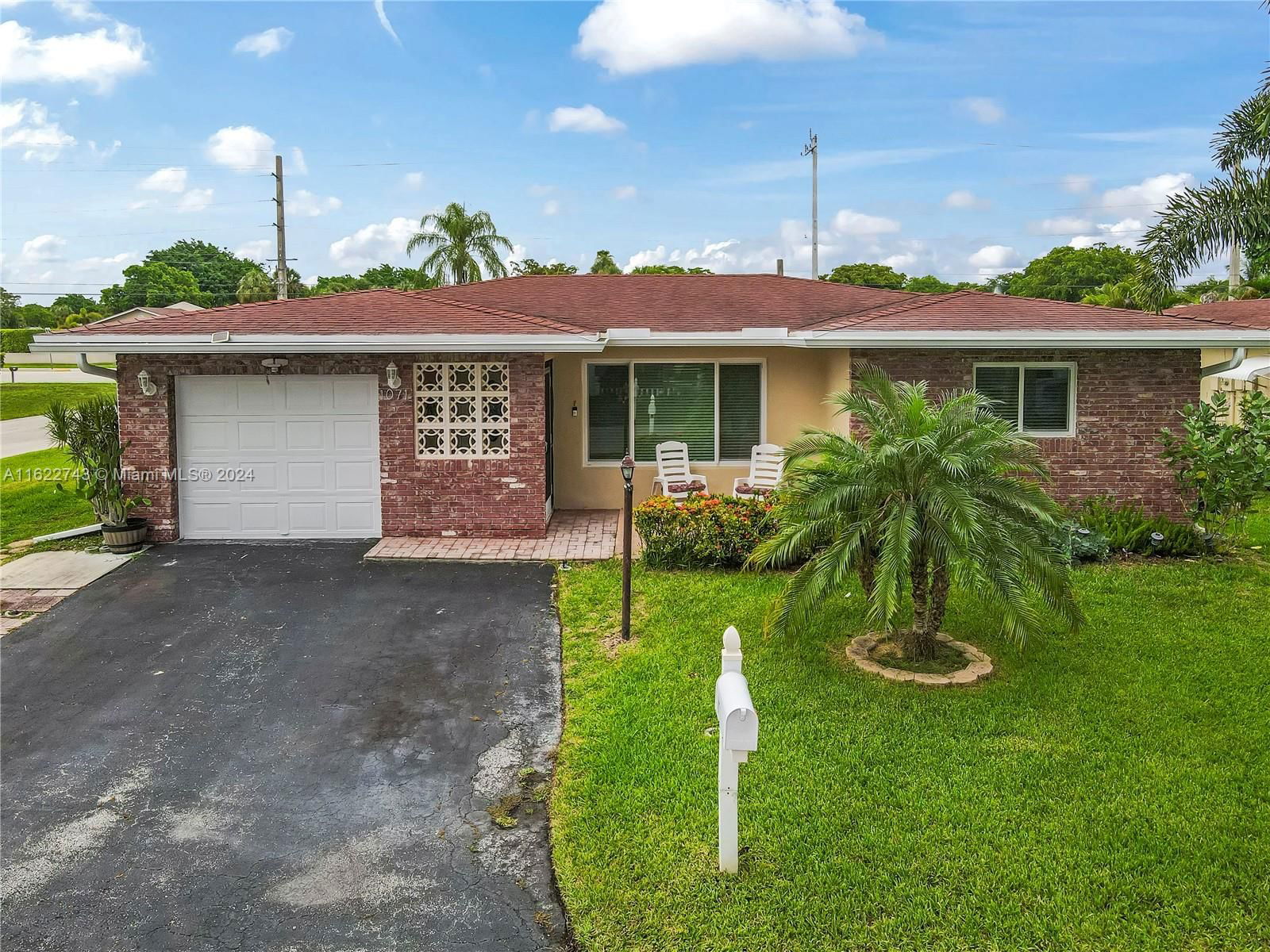 Real estate property located at 1071 49th St, Broward, CRYSTAL LAKE 4TH SEC, Deerfield Beach, FL