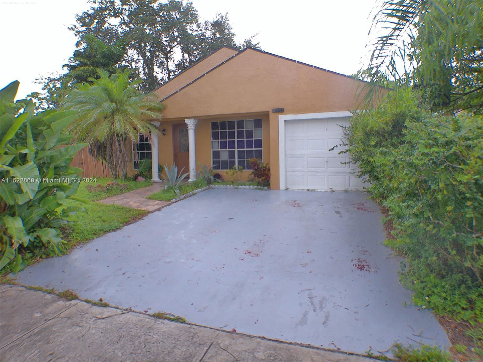 Real estate property located at 1490 85th Ter, Broward, CINNAMON PLACE 1, Pembroke Pines, FL