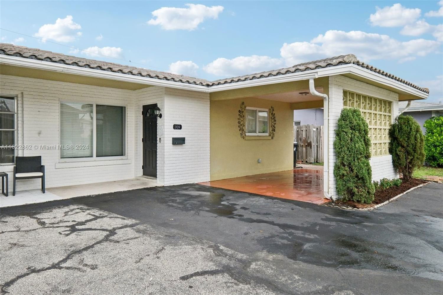 Real estate property located at 2109 56th Ct #2109, Broward County, IMPERIAL POINT 3RD SEC, Fort Lauderdale, FL