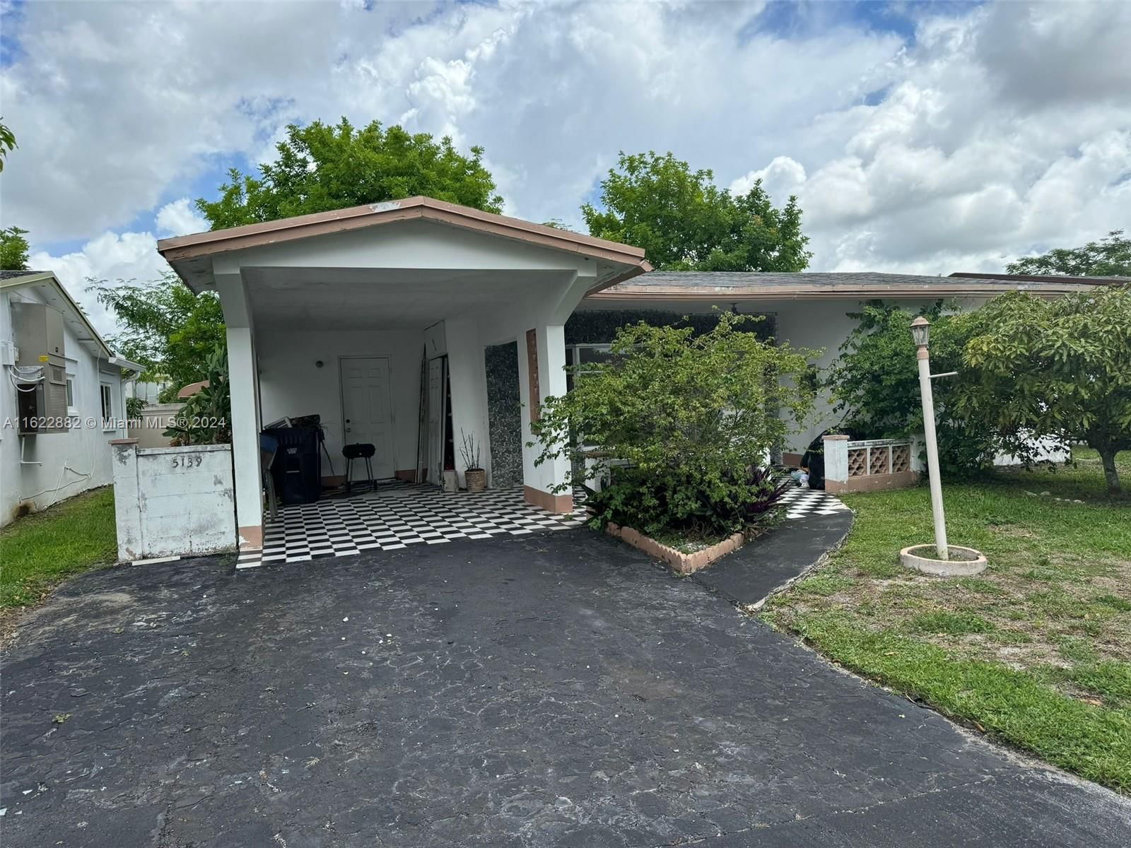 Real estate property located at 5139 43rd Ct, Broward County, OAKLAND ESTATES 7TH SECTI, Lauderdale Lakes, FL