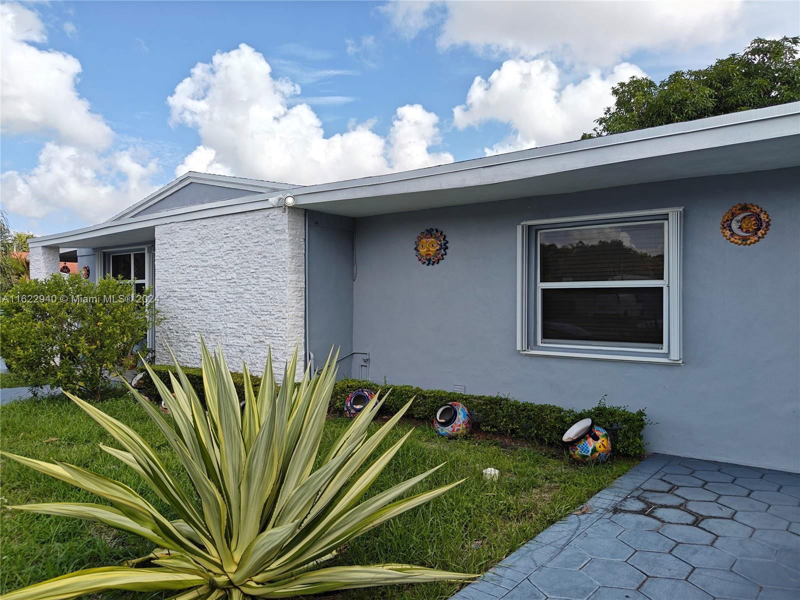 Real estate property located at 1260 62nd St, Miami-Dade, WESTHAVEN HGTS 2ND ADDN, Hialeah, FL