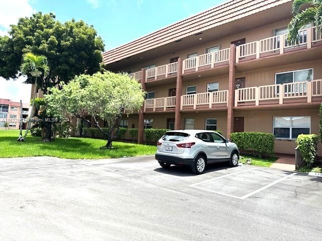 Real estate property located at 9660 Sunrise Lakes Blvd #103, Broward County, SUNRISE LAKES 138 CONDO, Sunrise, FL