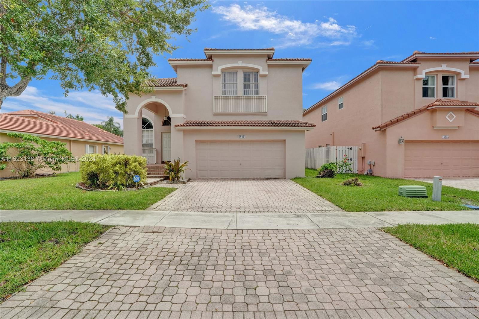 Real estate property located at 18434 9th St, Broward County, CHAPEL LAKE ESTATES, Pembroke Pines, FL