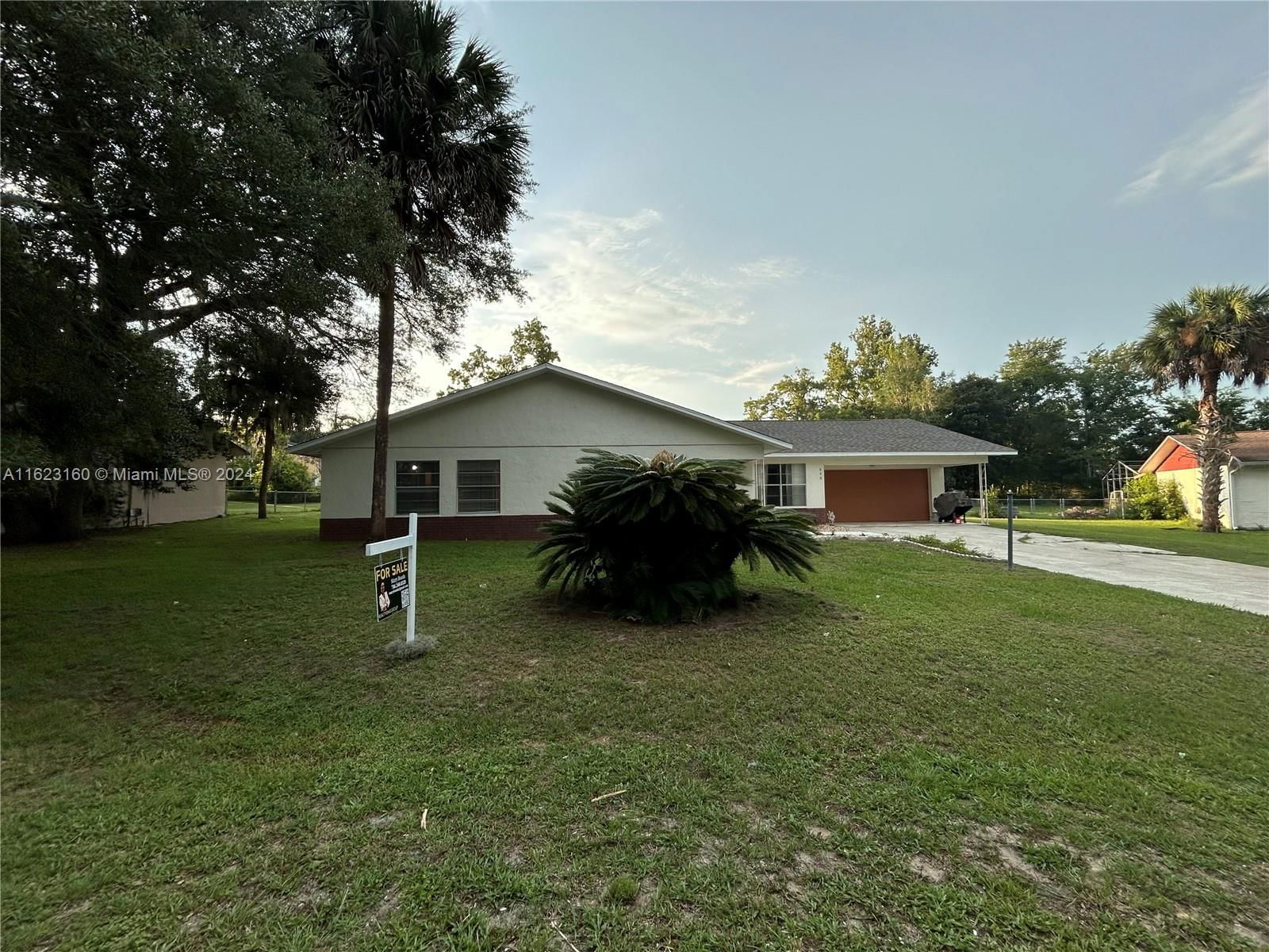 Real estate property located at 548 Silver Course Loop, Marion County, Silver Spring Shores, Ocala, FL
