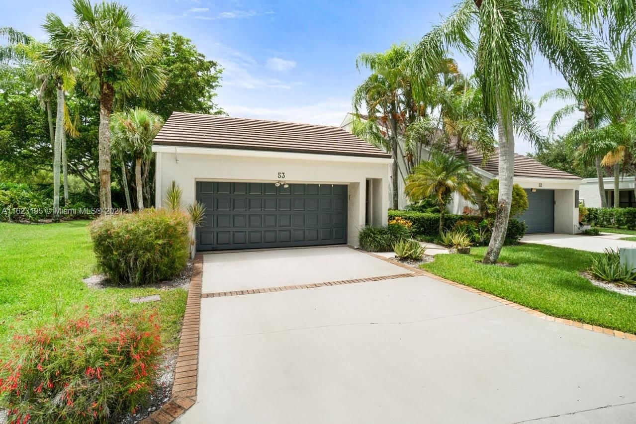 Real estate property located at 53 Edinburgh Dr, Palm Beach County, PGA RESORT COMMUNITY OF T, Palm Beach Gardens, FL