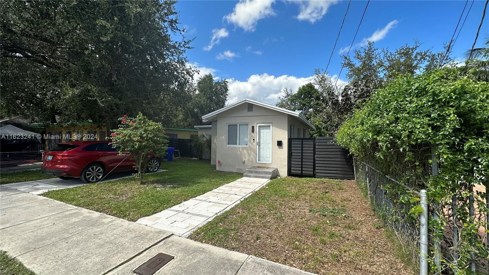 Real estate property located at 135 68th St, Miami-Dade, PETERS ADDN TO PRAMAR SUB, Miami, FL