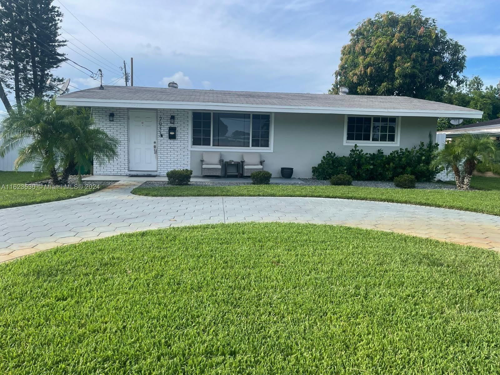 Real estate property located at 7953 Madeira St, Broward County, MIRAMAR SEC 12, Miramar, FL