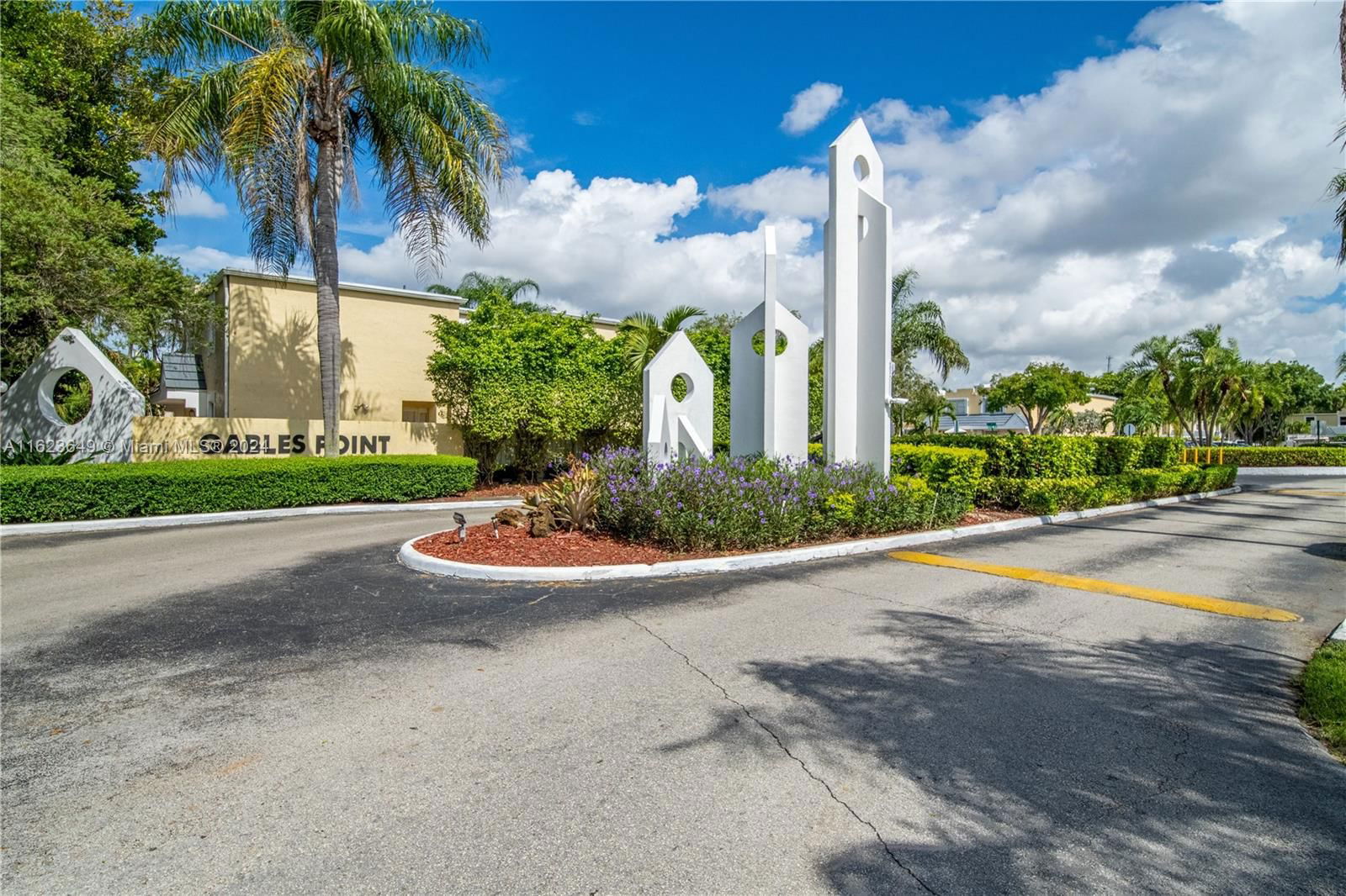 Real estate property located at 4520 68th Ct Cir #24-5, Miami-Dade County, GABLES POINT CONDO I, Miami, FL